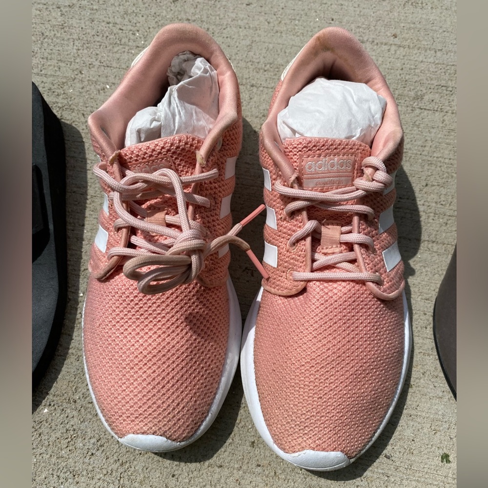 PINKS GIRLS ADIDAS SIZE 7